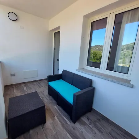 Gs Mes 'e Idas 52 Apartment *